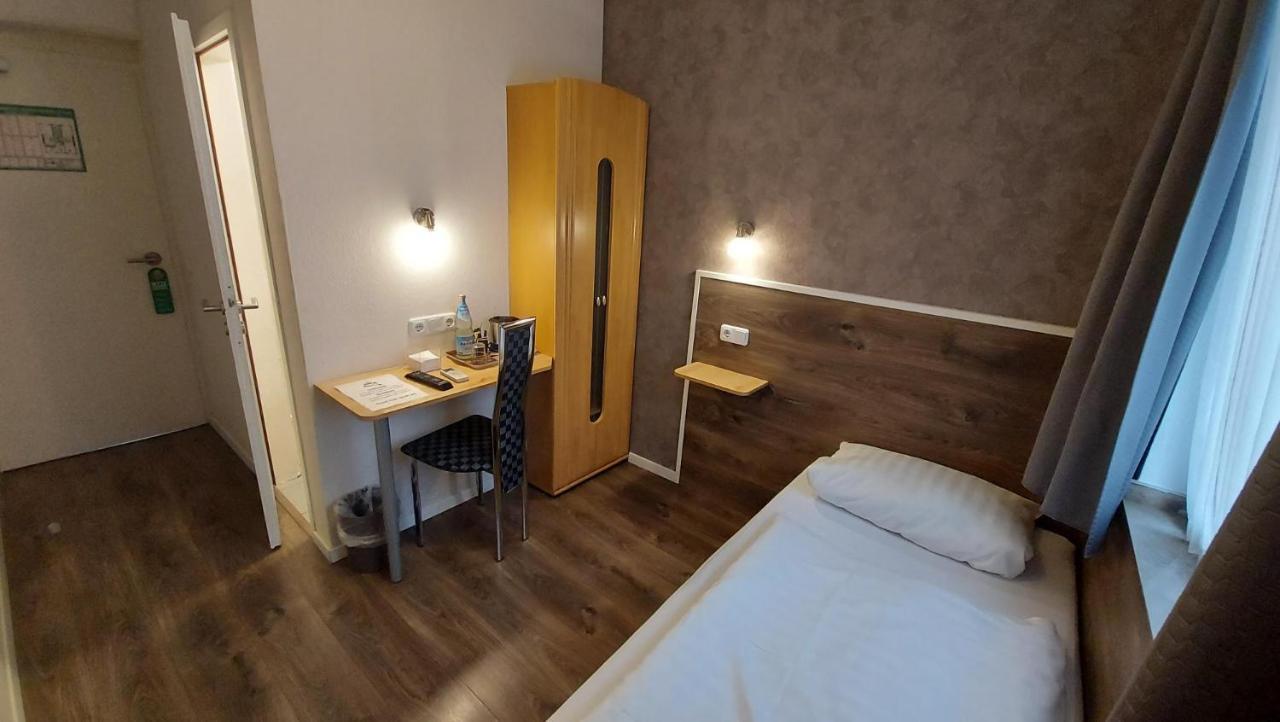 Mueller Hotel Keulen